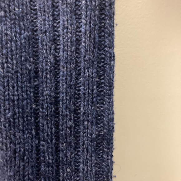 Navy wool turtleneck - Picture 2 of 3